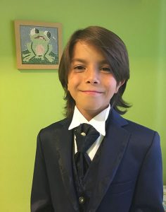 Un regalo especial en la comunión de Roberto