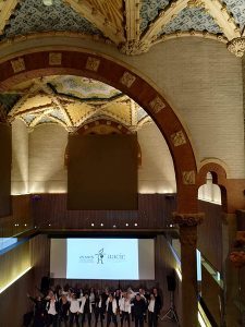 Free Choir i BlackiBlanc canten per les cardiopaties congènites