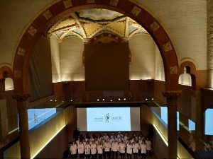 Free Choir i BlackiBlanc canten per les cardiopaties congènites