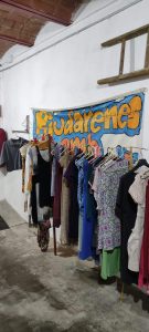 Mercado solidario de ropa en Riudarenes