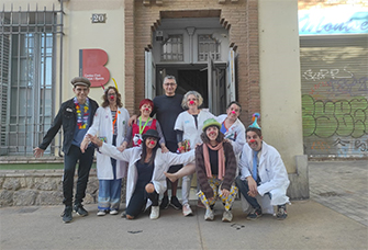 Les i els participants al curs d'iniciació al clown d'hospital (octubre 2023)