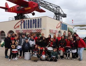 Santaquemola Draconaires en la 31ª Gran Fiesta del Corazón en el Tibidabo