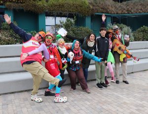 Payssos y payasas voluntarios de hospital en la 31ª Gran Fiesta del Corazón en el Tibidabo